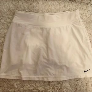 NWOT Nike Dri-Fit Tennis Skirt